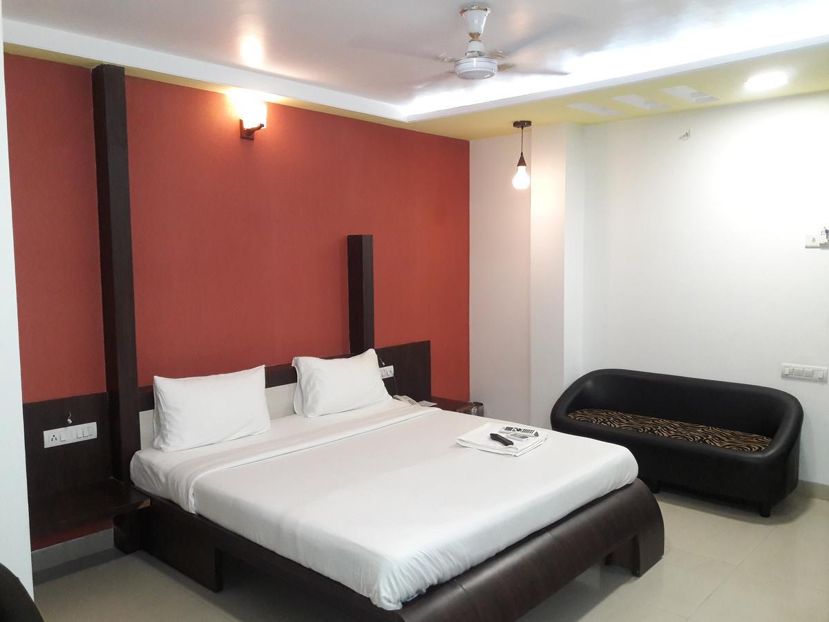 Hotel Naivedya Aurangabad (Maharashtra) Exterior foto